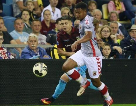 拖鞋来度假 拖鞋来度假