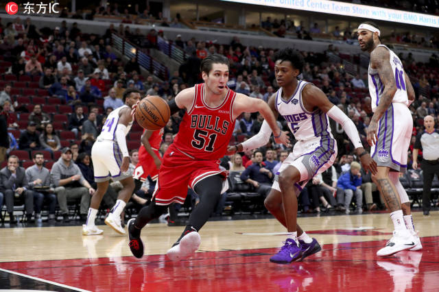 和场外球迷 和场外球迷