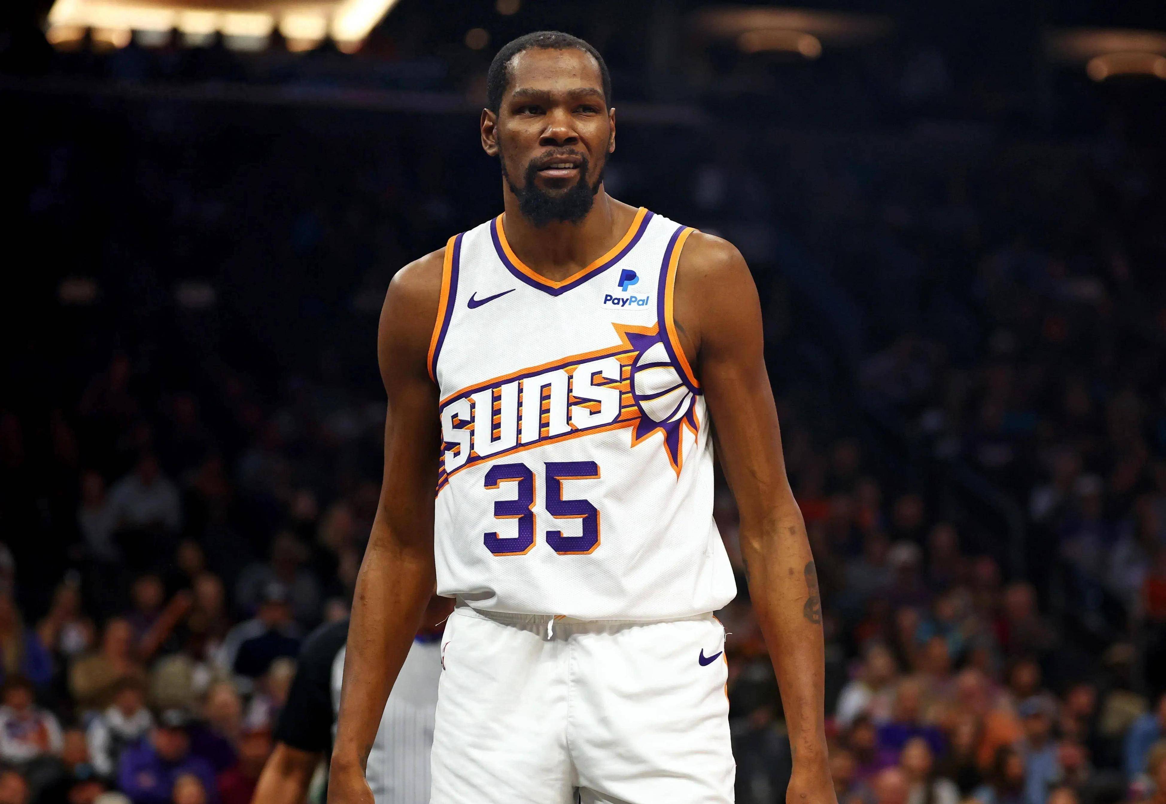 依然处于一 依然处于一