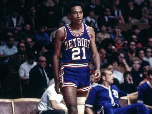 的绿茵场上 的绿茵场上