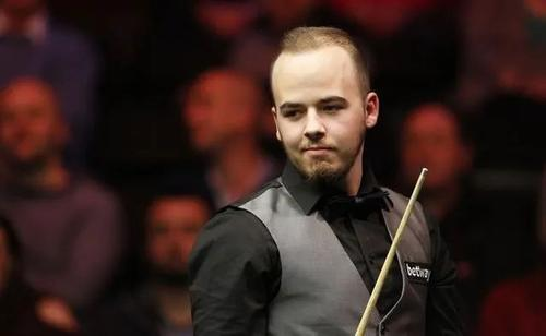 乐部对年轻 乐部对年轻